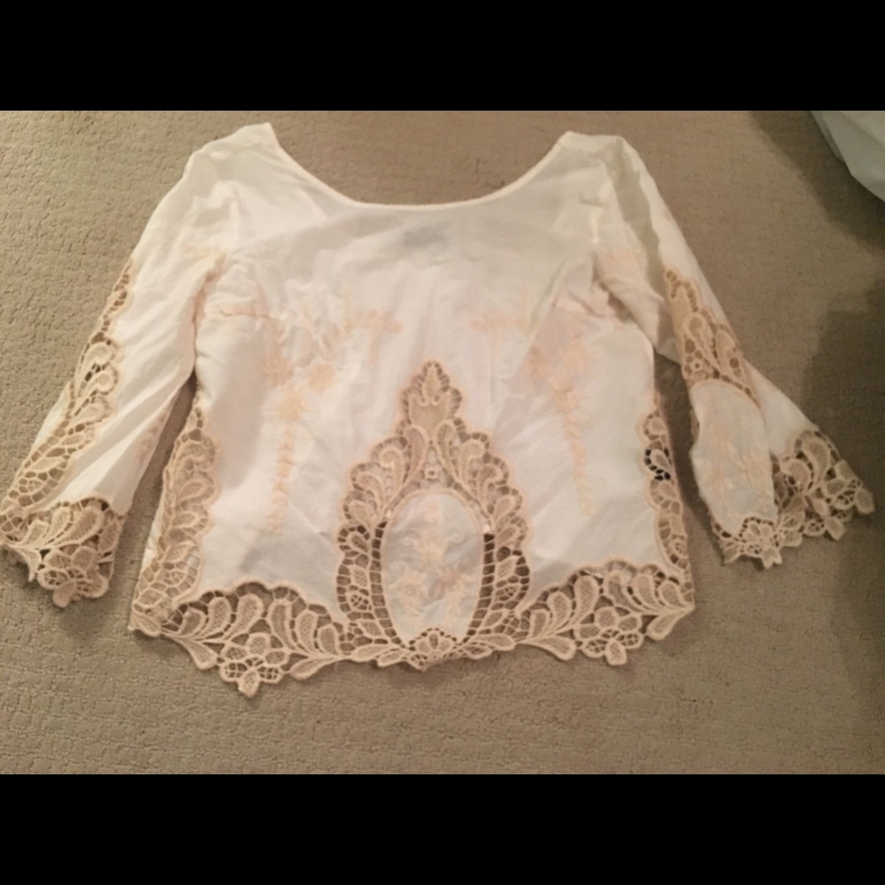 Women’s shirt